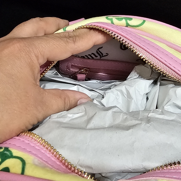 Juicy Couture Gelato Cherry Bag - Picture 6 of 8